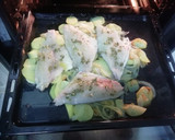 Foto del paso 5 de la receta: Lomos de dorada con patatas al horno