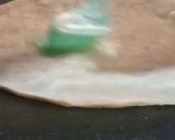 A picture of step 7 of Mooli k parathay.