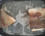 Foto del paso 5 de la receta: Pez Limón a la Plancha con Patatas de Pimentón y Curry al Horno y Mayonesa de Miso Mugi y Yakiniku
