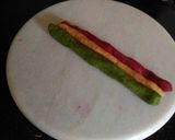 A picture of step 3 of Tri colour paratha.