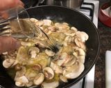 Foto del paso 5 de la receta Solomillo de ternera en salsa de setas y puré de patata