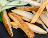 A picture of step 4 of Potato, mushroom and bok-choy sauté with mustard sauce.