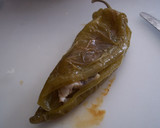 Foto del paso 15 de la receta: Pimientos verdes rellenos de pescadilla confitada