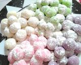 Foto langkah ke 5 dari resep Bola Bola Susu.