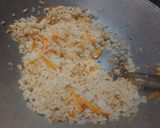 Foto langkah ke 3 dari resep Nasi Goreng Wortel.