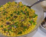 Foto del paso 6 de la receta: Cocina de subsistencia: Cuscús Libanés con Sardinas en aceite y Guisantes de lata