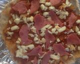Foto langkah ke 4 dari resep Pizza Roti gandum.