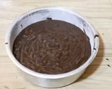 A picture of step 3 of Two layer birthday cake.