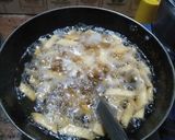 A picture of step 5 of Khasta Mathri.