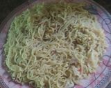 A picture of step 10 of Specialist indomie noodles.