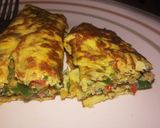 A picture of step 5 of Omelette egg roll.