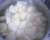 صورة لخطوة 2 من وصفة لا بيىري بكريات اللحم المفروم 😋