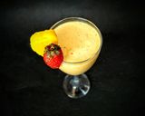 A picture of step 3 of Strawberry peda lassi.