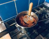 Foto del paso 5 de la receta: Pastafrola de ricota y membrillo con oporto!!