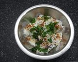 A picture of step 6 of Dahi Vada.