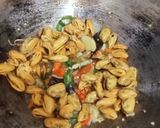 Foto langkah ke 4 dari resep Tumis Kerang ijo ala warteg.
