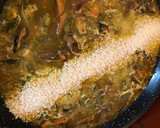 Foto del paso 5 de la receta: Arroz con rovellons / níscalos