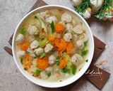 Foto langkah ke 5 dari resep Sayur Sop Bakso Kuah Bening.