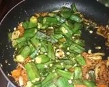 A picture of step 7 of Bhindi Fry.