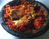 Foto langkah ke 4 dari resep Ayam Geprek Huh Hah.