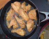 Foto langkah ke 2 dari resep Ayam goreng.