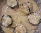 A picture of step 5 of Brinjal bajji.