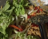 รูปขั้นตอนการทำที่ 4 ของ มาม่าผัดไข่