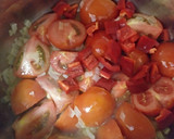 Foto del paso 2 de la receta: Salsa de tomate con atún para pasta