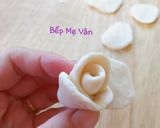 Hình bước làm 3 của món Bánh bao hoa hồng