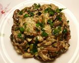 Foto del paso 11 de la receta Revuelto de champiñones, con cebolletas y ajos