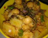 A picture of step 3 of Chana aloo mix chat.