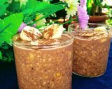 A picture of step 3 of Chocolate banana overnight oats.