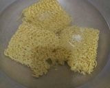 Foto langkah ke 1 dari resep Mie Goreng Ekonomis.