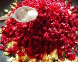 A picture of step 2 of Beetroot Thoran.