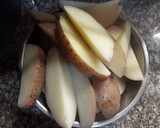 Foto del paso 2 de la receta: Papas al limón y hierbas