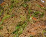 चाइनीज स्टाइल सेवइयां (Chinese style Seviyan recipe in Hindi) रेसिपी चरण 6 फोटो