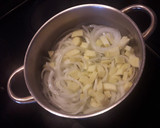 Foto del paso 3 de la receta: Salsa de cebolla