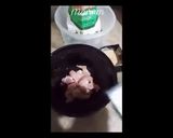 A picture of step 1 of Crispy popcorn chicken.