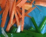 Foto langkah ke 3 dari resep Touge cah bawang putih.