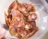 Hình bước làm 3 của món Bánh bao nhân thịt trứng