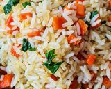 Foto del paso 3 de la receta: Arroz frito estilo asiático, una de las 100000 formas de prepararlo🍚 arroz picantito al jengibre