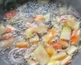 Gambar langkah 5 resipi Masak Lemak Putih Kulit Tembikai.