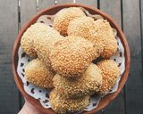 Foto langkah ke 8 dari resep Mochi goreng / onde wijen / kue keranjang goreng.