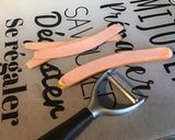 Une image de l'étape 10 de Tagliatelles de saucisses fumées aux carottes violettes et oignon rouge.