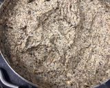 A picture of step 2 of Medu vada.