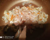 Foto del paso 3 de la receta: Revuelto de palitos de cangrejo