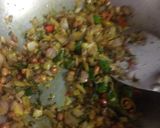 A picture of step 1 of Bread upma.