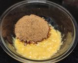 A picture of step 3 of Wheat flour banana cake.