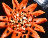 A picture of step 1 of Papaya salad.