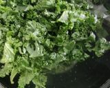 A picture of step 3 of Salt and pepper kale.